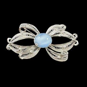 Alice Caviness Sterling Silver Brooch Blue Moonstone Cabochon Filigree Vtg 1960s